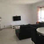 Olinda's Two Bedroom Daire