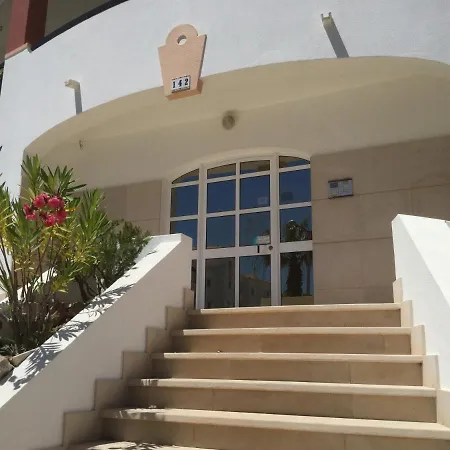 Olinda's Two Bedroom * Lagos