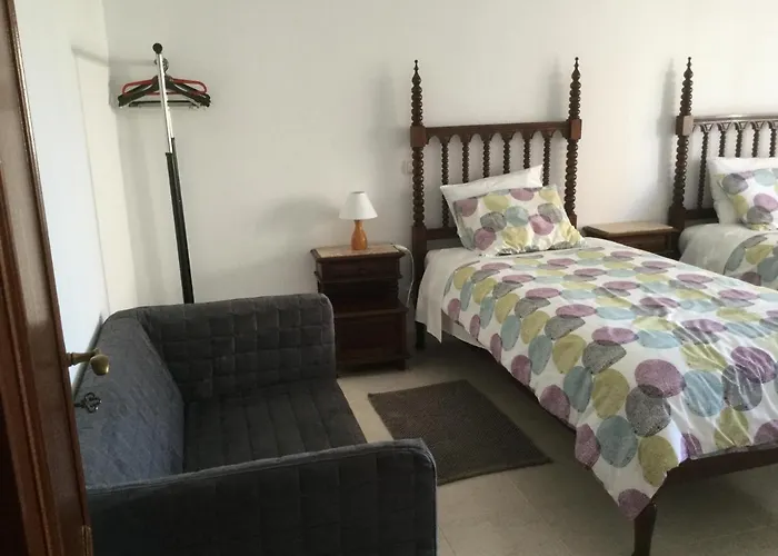 Olinda's Two Bedroom * 拉哥斯